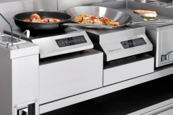 Frontcooking Podest 200 für KST3240/3340 Plus