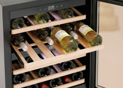 Weinkühlschrank 2 Zonen für 40 Flaschen mit Glastür