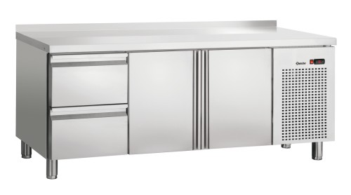 Kühltisch S2T2-150 MA mit Aufkantung