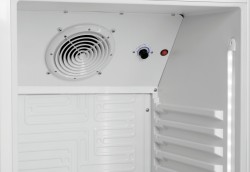 Gastro-Kühlschrank mit Glastür 326