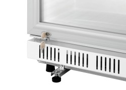 Gastro-Kühlschrank mit Glastür 326
