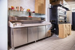 Pizzakühltisch Pizza 3600 - mit 3 Türen