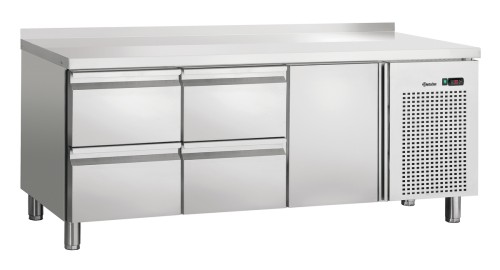 Kühltisch S4T1-150 MA mit Aufkantung