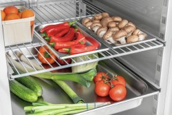 Edelstahl Gastro-Kühlschrank 2/1 GN KGN1-112