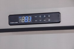 Edelstahl-Tiefkühlschrank TKU 359