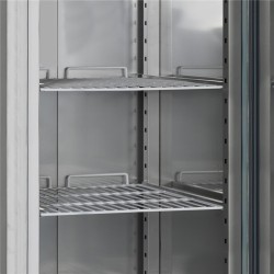 Edelstahl-Kühlschrank 2-türig auf Rollen GN 2/1...